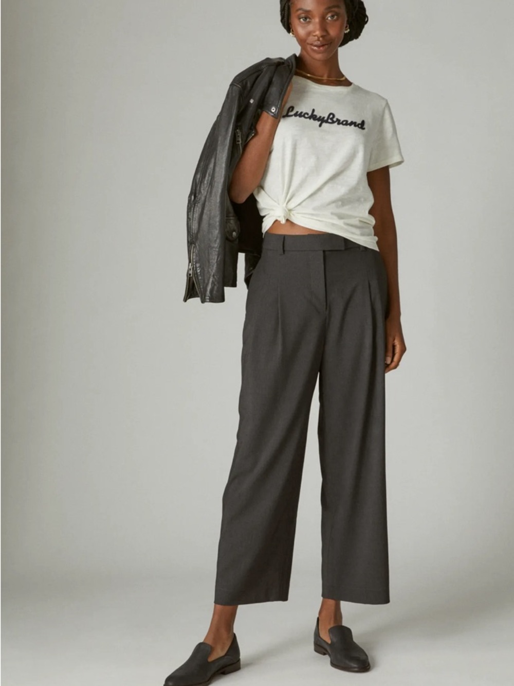 Lucky Brand Wide-Leg Cropped Pants in Charcoal Gray